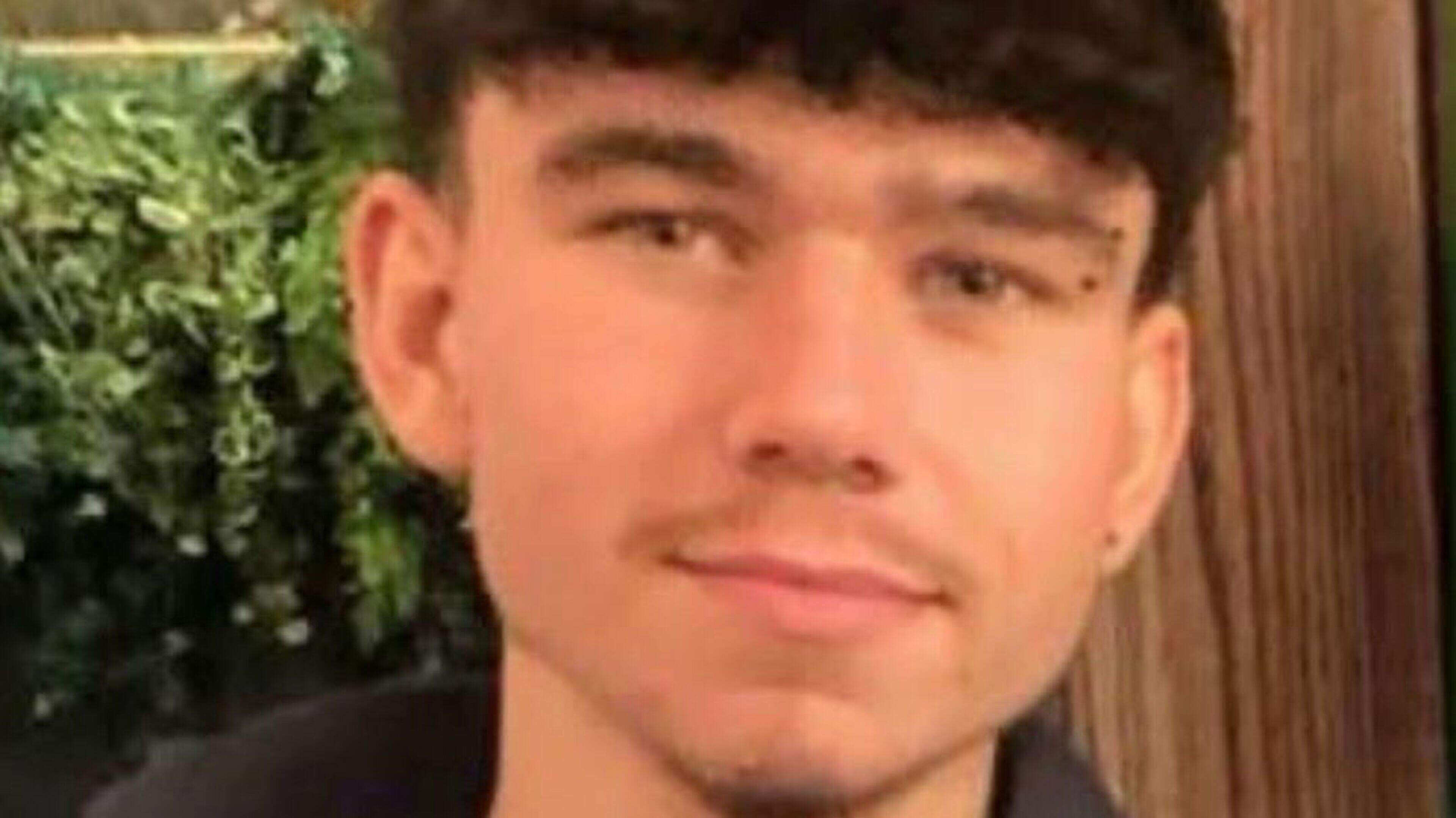 Teenager drowns in canal during popular family festival